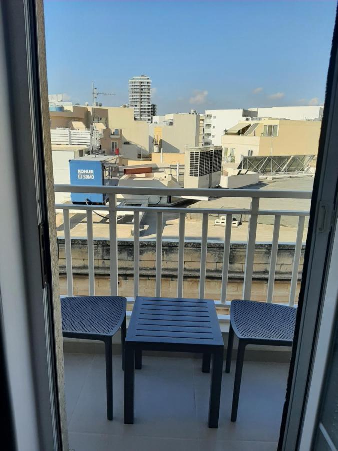 Bright & Modern 2-Bedroom, 4Th Floor Apartment In Gzira, Malta Εξωτερικό φωτογραφία